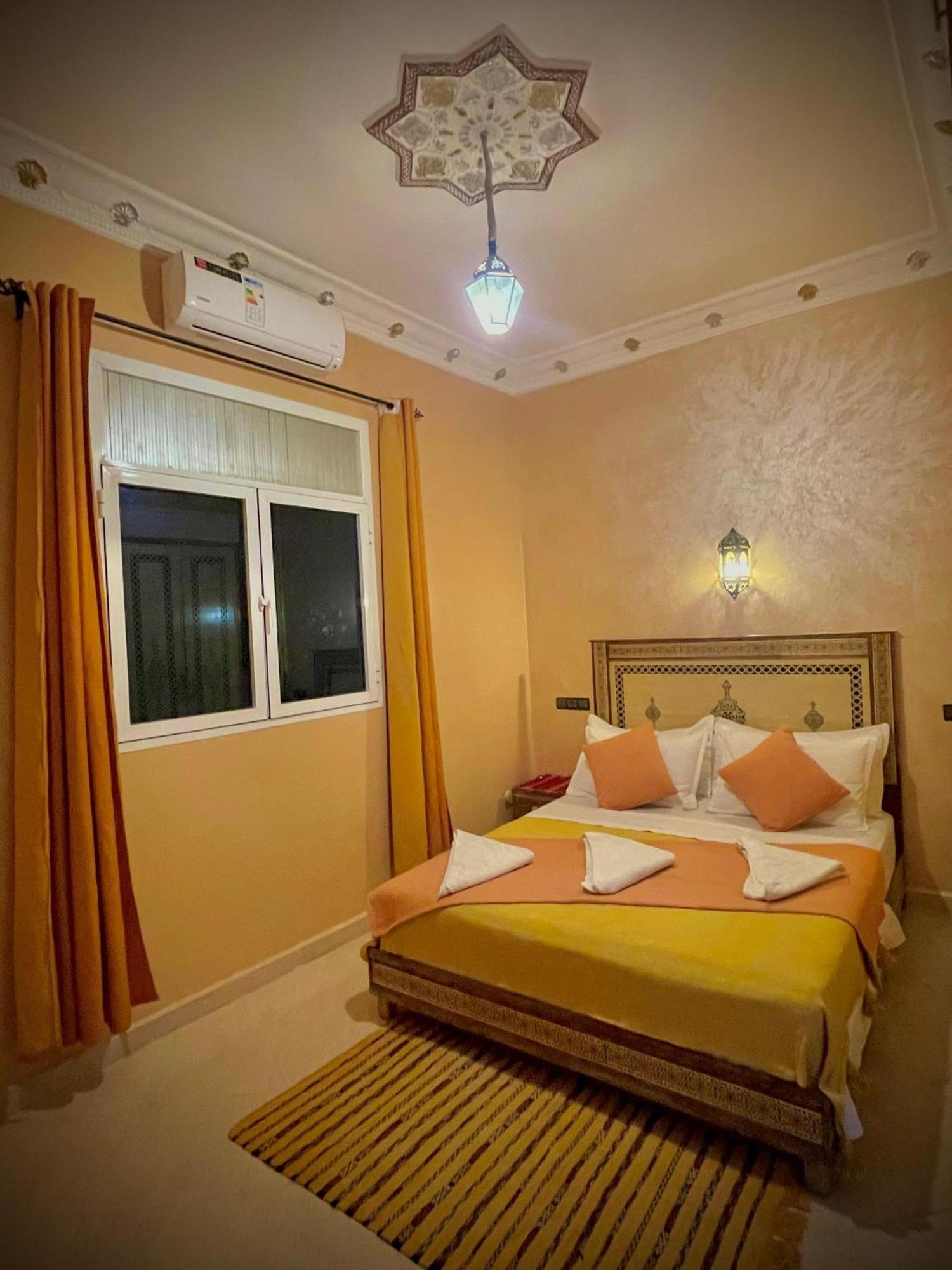 Luxury Family Apartment Merzouga Bagian luar foto