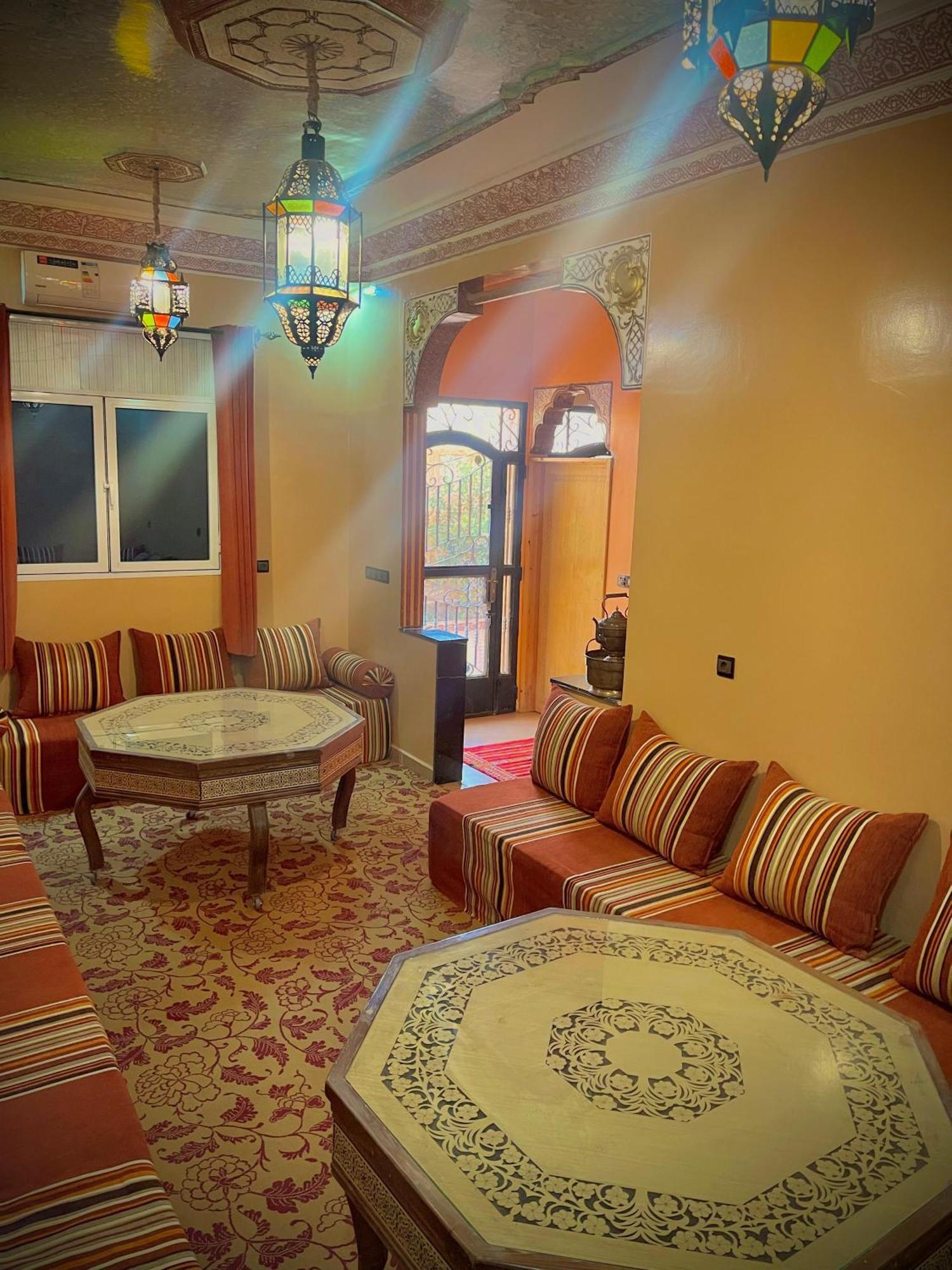 Luxury Family Apartment Merzouga Bagian luar foto