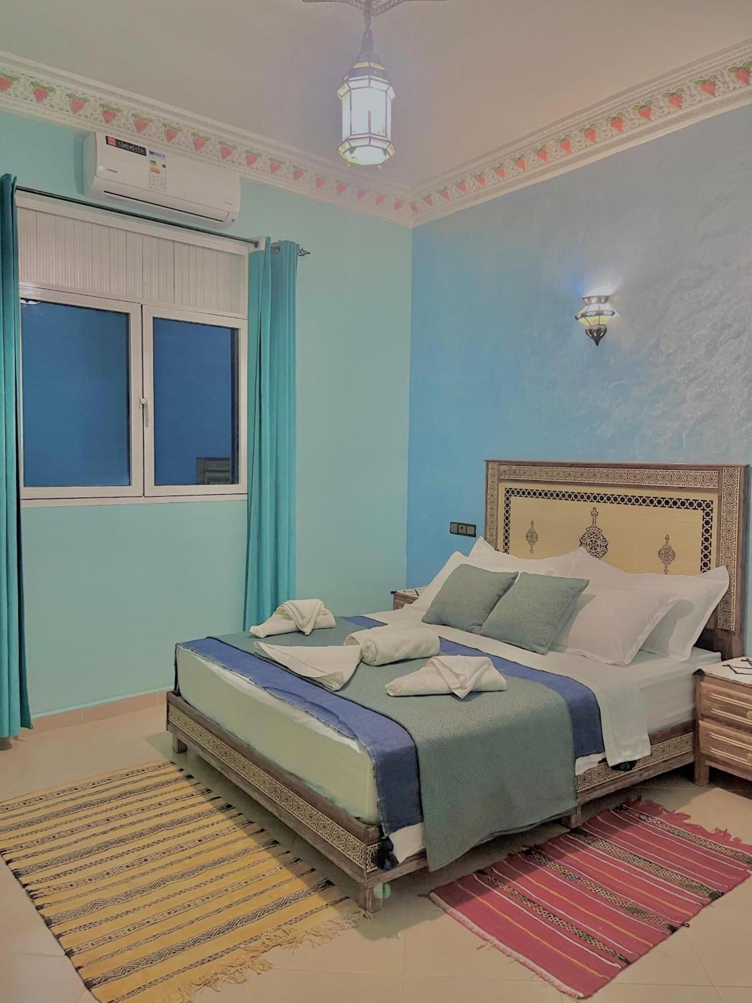 Luxury Family Apartment Merzouga Bagian luar foto